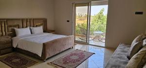 Redmoon Villa & Riad