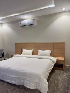 Studio with a calm and comfortable designse