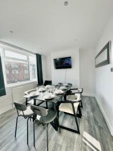 Bright Flat near Neasden Station