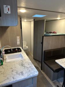 Cozy Camper Retreat on Sleepy Hollow Lake