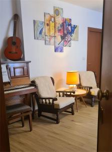 Bologna VIBES - 6 Rooms 7 Baths - Self Check-in