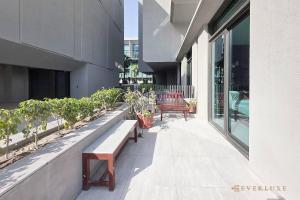 Everluxe Holiday Homes Rental Contemporary Studio