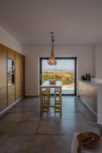 Mikri Sorriso - Beach Villa - pool & Jacuzzi