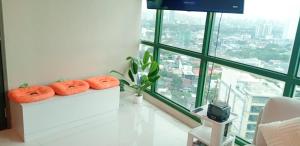 Symphony Tower Quezon City 44sqm - Full glass view