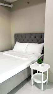 Symphony Tower Quezon City 44sqm - Full glass view