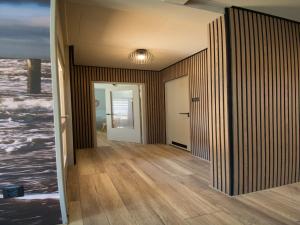 Modern 4-person bungalow near beach