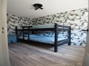 Modern 4-person bungalow near beach