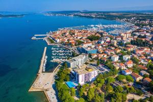 Apartments with parking space Biograd na Moru, Biograd - 24357