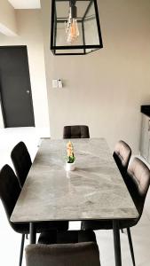 Symphony Tower Quezon City 44sqm - Full glass view