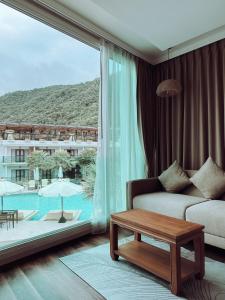 Vannee Golden Sands Beachfront Resort