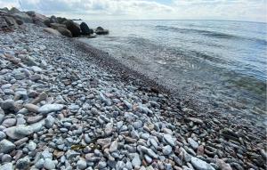 4 Bedroom Lovely Home In Löttorp