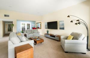 Sunrise Serenity Panoramic Views and Resort Living