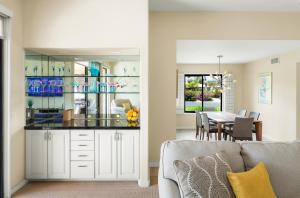 Sunrise Serenity Panoramic Views and Resort Living