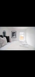 Luxury Town House in Bristol, Near Southmead Hospital