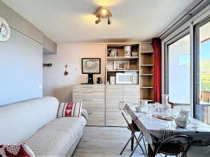 Appartement 2 pièces au pied des pistes avec WIFI et double balcon - FR-1-267-312 - 3hvězdičkové hotely ve městě Villarembert