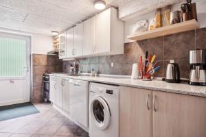 Lovely House With Pool Near Charming Aarhus