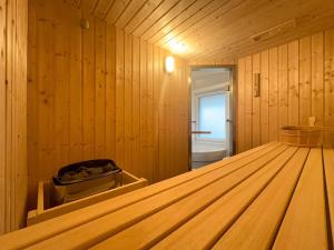 Ferienhaus mit Sauna im Ferienpark Mirow