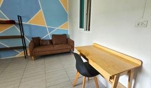 Deli Devi Budget Home