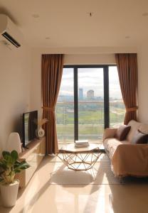 Yugen Hue Homestay - Swimming Pool, Gym, City View, Near Aeon Mall