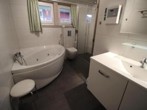Ferienhaus mit Sauna im Ferienpark Mirow