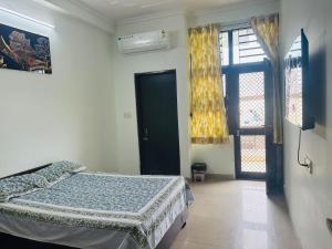 Sanganeri HOME STAY 2BHK 3BHK SINGLE ROOM