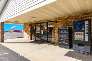 Budget Host Inn by Hotel O Portland near I-65