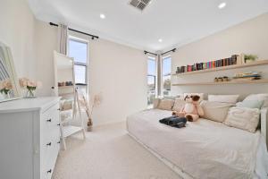 The Bondi Family Hub Close to Beach