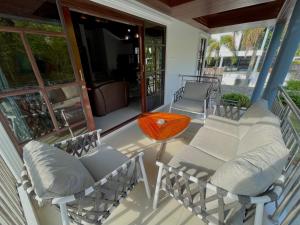 Kata Tropical Heights Villa - 4BR Private Pool