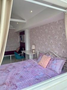 Blossom Room - Đà Lạt Tình Em House