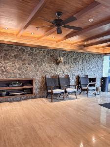 Relaxing Home with Balcony, Wi-FI and Netflix at SMDC Cool