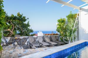 More Crete Village House in Koutouloufari - 6 guests - Pool