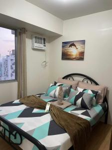One Bedroom Unit- Avida Tower IT Park Cebu - Villahermia Staycation