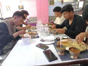 Hotel Royal Inn Batar