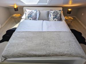 Studio Apartment Maya