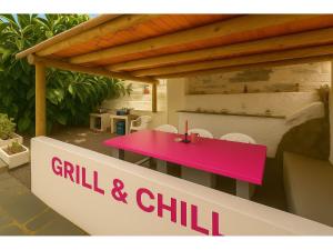 Fantastico 4 - with large private terrace, free parking, air conditioning, BBQ