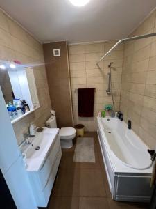 Apartament 3 camere Untold 7-11Aug