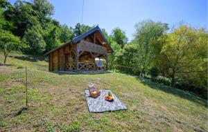 2 Bedroom Beautiful Home In Globocec Ludbreski