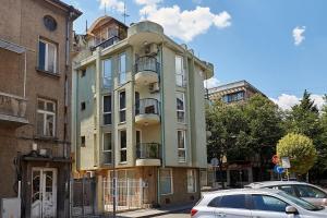 Green Corner Apartment in the Center - 2BD