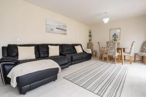 Boyton House Sleeps 14 Long Stays Parking Wi-Fi