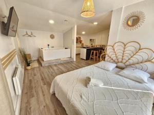 LEnvolée dâmesmoureux Bohème - Spa privé