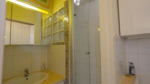 002 wonderful Studio in montorgueil