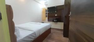 Hotel Utsav Near BGS HOSPITAL R R NAGAR