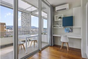 Modern Penthouse with Terrace and Parking