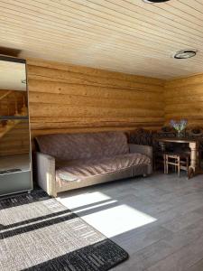 Затишний двір