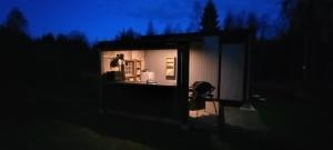 Safari tent Älven, mini-camping Nästorp broa