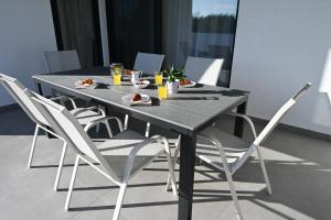 Villa Zara Blu with pool