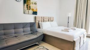 Silk Valley - Dubai Marina Cozy Studio steps away from the Beach and Marina