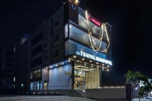 T S Royal Grand Hotel