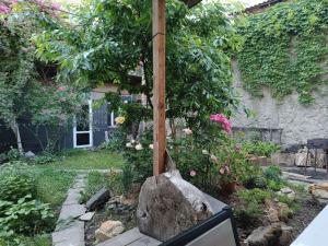 Номер в доме у моря с бассейном