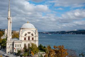 Bosphorus View with 3 Bedrooms and 2 Bathrooms